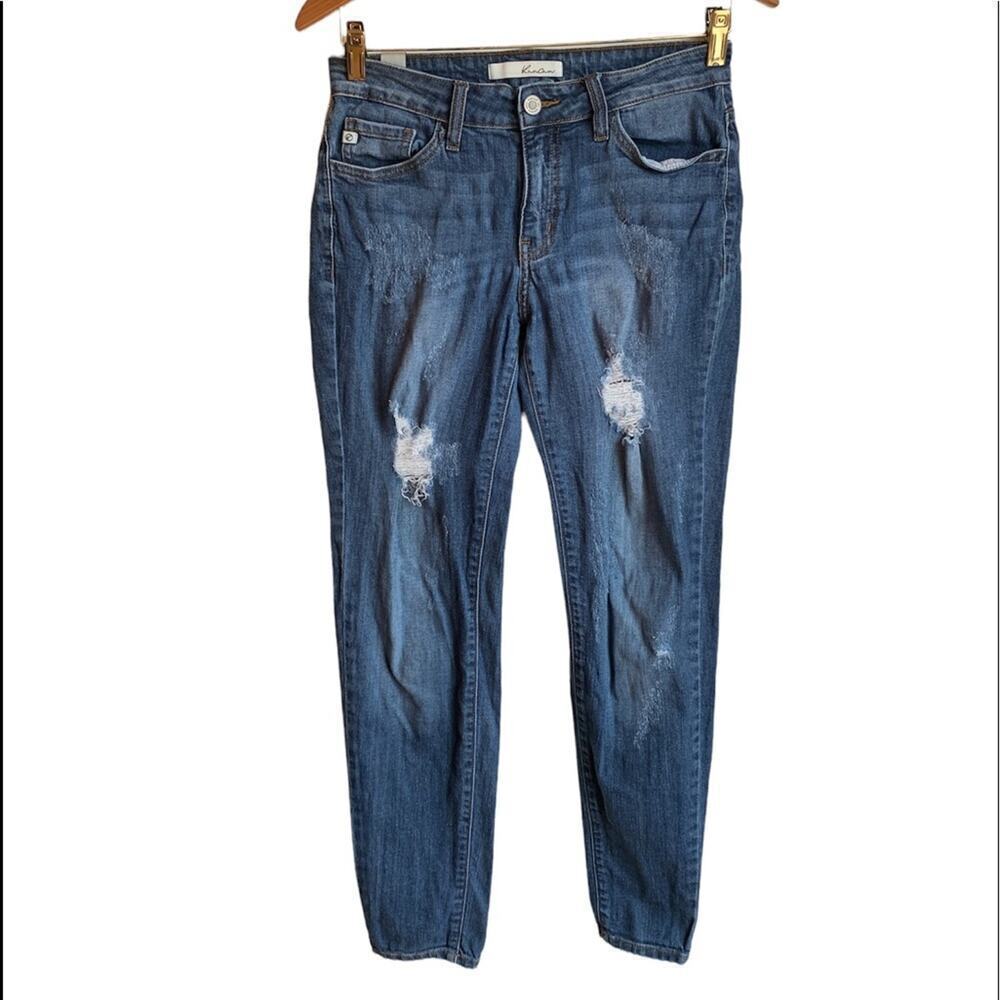 KANCAN Women’s Estilo Medium Wash Distressed Jeans / Size: 5